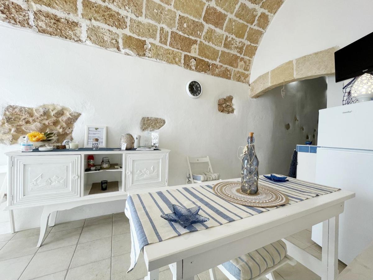 Mediterraneo House- Casa Nel Centro Storico Матіно Екстер'єр фото